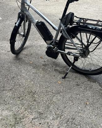 E bike Ktm Macina pedalata assistita