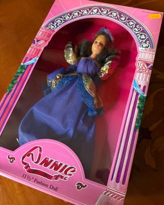 Bambola Annie 11 1/2 Fashion Doll (anni80/90)