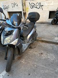 Sym 200