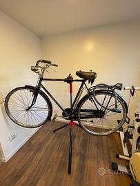 Supporto manutenzione bici