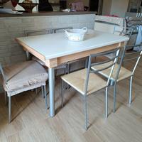 Tavolo per cucina - 6 sedie  - Scavolini 200€