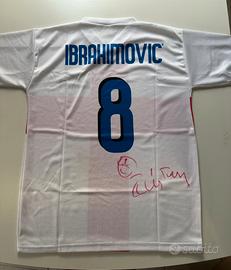 Maglietta INTER Centenario AUTOGRAFATA IBRAHIMOVIC