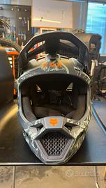 Casco Fox youth rampage
