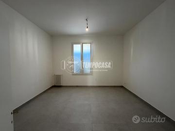PROPONIAMO TRILOCALE NUOVO IN ZONA SEMICENTRALE A