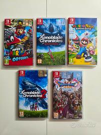 Nintendo Switch: Giochi + Custodia
