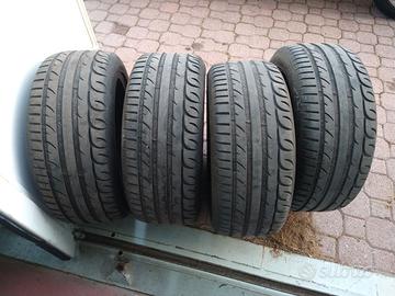 Gomme 235/45 zr17 estive