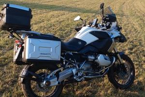 bmw r 1200gs alpine white 