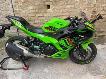 KAWASAKI NINJA 500 SE