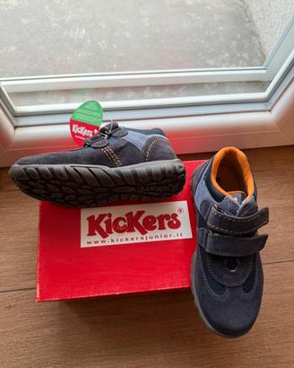 Scarpe Kickers nuove mai usate n. 30 da bimbi