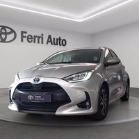 TOYOTA Yaris 1.5h trend