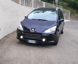 Peugeot 307 2.0 diesel 7 posti automatico