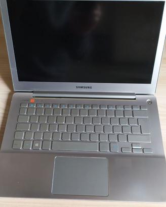 SAMSUNG NP730U3E ANNO 2016