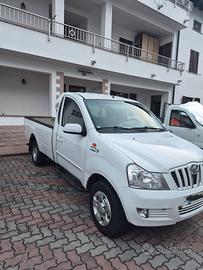 pick up mahindra genio 