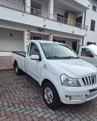 pick up mahindra genio 