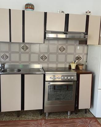 Forno e frigo come nuovi + omaggio cucina