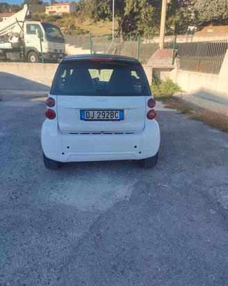  smart  in perfette condizioni 