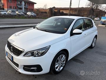 Peugeot 308 BlueHDi 130 S&S Allure