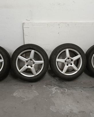 Pneumatici invernali 205 55 16 con cerchi