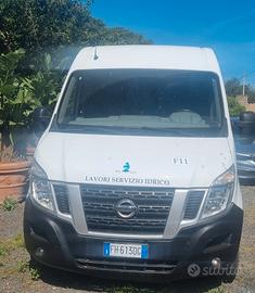 Nissan NV400