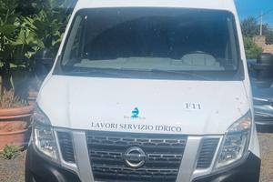 Nissan NV400