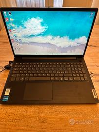 LENOVO Essential, Intel Core i5, 8 GB SSD, 256 GB