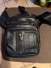 Borsello in Pelle con tasche