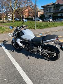 KAWASAKI ER-6N bianco