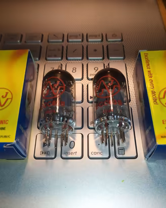 Valvole JJ Electronic ECC83 S / 12AX7