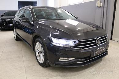 VOLKSWAGEN Passat Variant 2.0 TDI SCR EVO DSG Bu