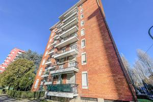 3 LOCALI A CUSANO MILANINO