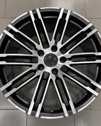 rl149 Cerchio usato originale Porsche da 21"