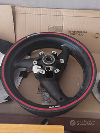 Cerchione posteriore ducati monster 696