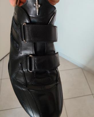 Scarpe nere pelle Cesare Paciotti 