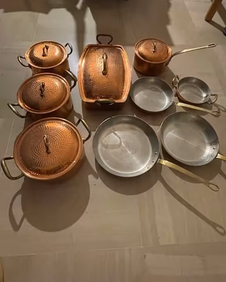 Set completo NUOVO pentole e padelle in rame.