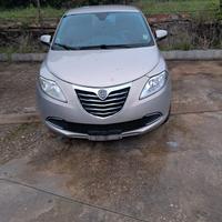 LANCIA Y RICAMBI USATI GARANTITI