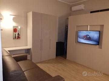 CROTONE: bilocale tra piazza e lungomare