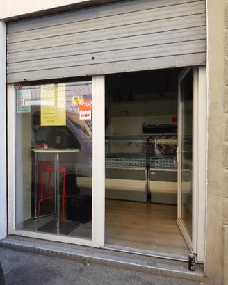Fondo Commerciale - Angolo P.zza Cavour - Livorno