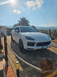PORSCHE CAYENNE COUPÉ 3.0 V6 340 CV – SPORT CHRONO