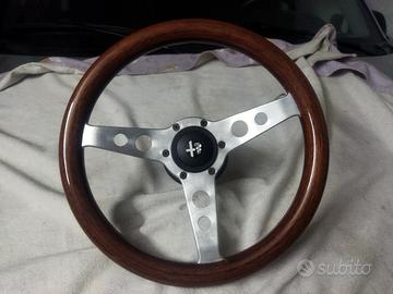Volante Personal modello Monza