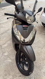 Sh 300