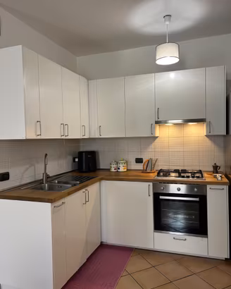 Cucina  IKEA 1,70X2,10 compresi Elettrodomestici