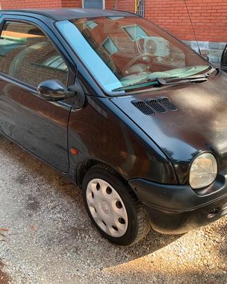 Renault Twingo 1.2i benzina, solo km 135.000, fina