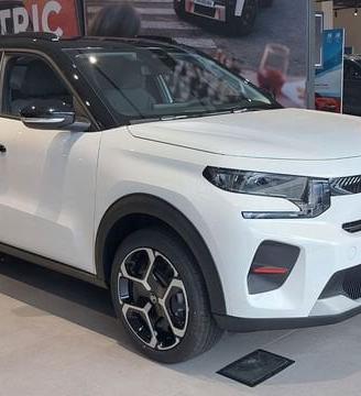 Citroën C3 Nuova Hybrid 110 cv Automatico - P...