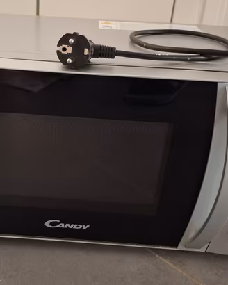 Microonde Candy con funzione Grill