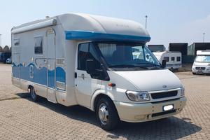 Rimor Sailor 645 TC garage