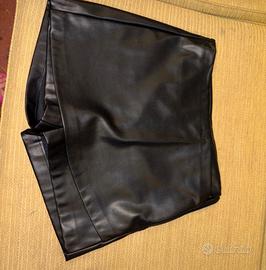 Gonna a pantaloncino