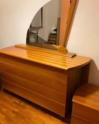 Comodini, comò, specchio