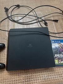 Playstation 4 slim