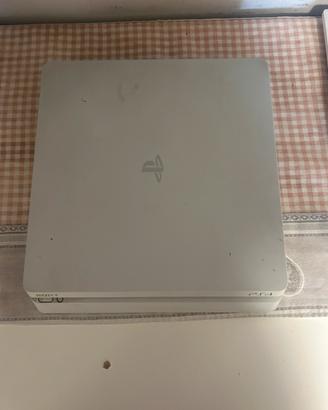 PlayStation 4 Slim 500GB - Pacchetto completo