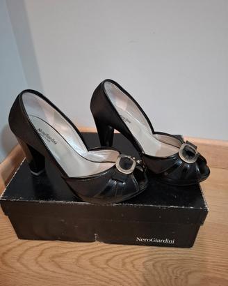 SCARPE NERO GIARDINI